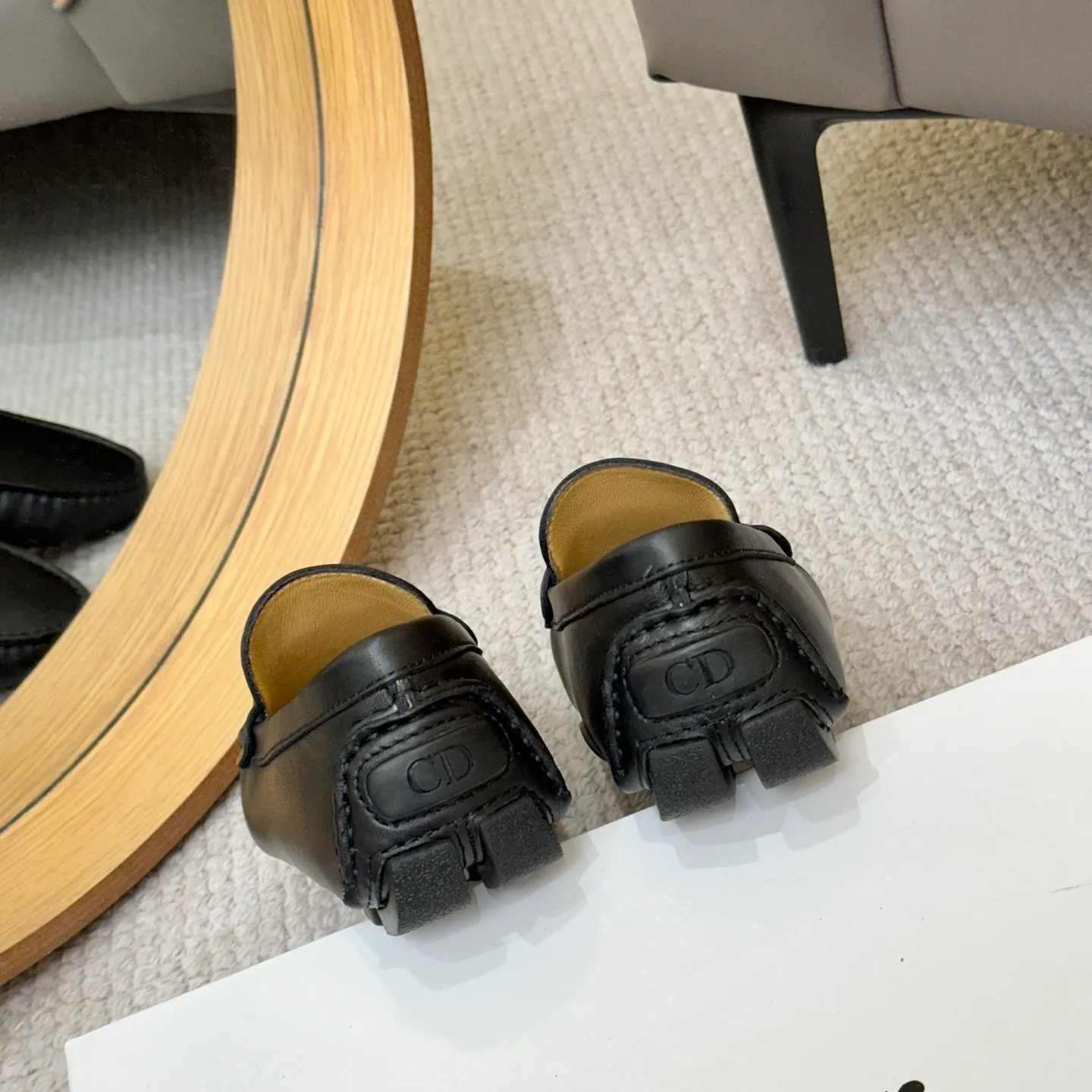 Men's clothing and shoes 💰420! (Yangli) Quality DIOR [Dior’s latest arrival] real auction hot-selling Doudou shoes 🔍DIOR) new Doudou shoes 👍Belgian designer Martin Margiela serves as Gucci shoe designer y full of charm, luxury style gentleman upper: imported cowhide, lining with spring sweat-absorbent first-layer sheepskin. Outsole Brand outsole, the last stitching on the bottom will never come off; equipped with classic Gucci exquisite hardware C D buckle💋The whole pair of shoes is fashionable and casual without losing high-end style; standard 38-46